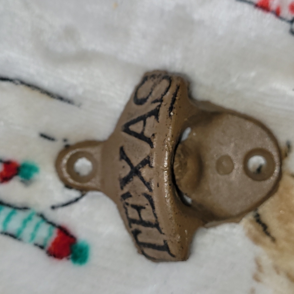 NWOT Decor Antique Finish bottle cap opener